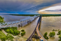 The mighty Mississippi. Mightier than usual. This is the view from Vivkburg, MS back towards Louisiana. From anout 150ft